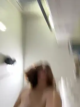 perlacobre999 online show from April 11, 10:03 pm