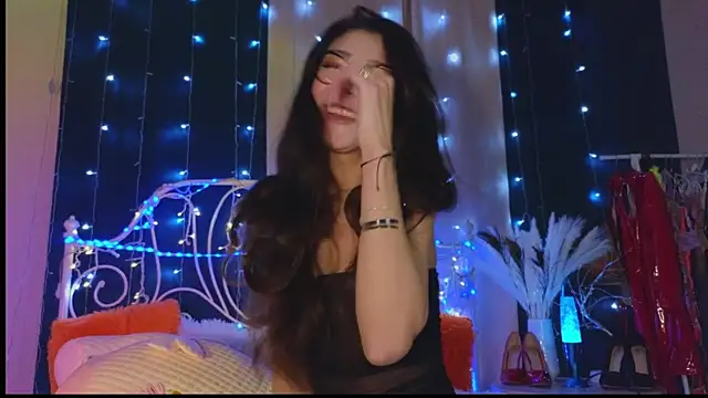 Snapshot of Funny_Bunny chatting on January 29, 1:48 am Funny Bunny online show from January 29, 1:48 am