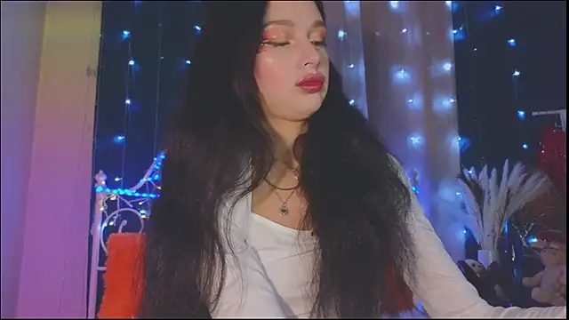 Snapshot of Funny_Bunny chatting on February 15, 10:52 pm Funny Bunny online show from February 15, 10:52 pm