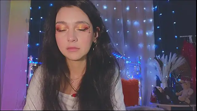 Snapshot of Funny_Bunny chatting on February 16, 2:20 am Funny Bunny online show from February 16, 2:20 am