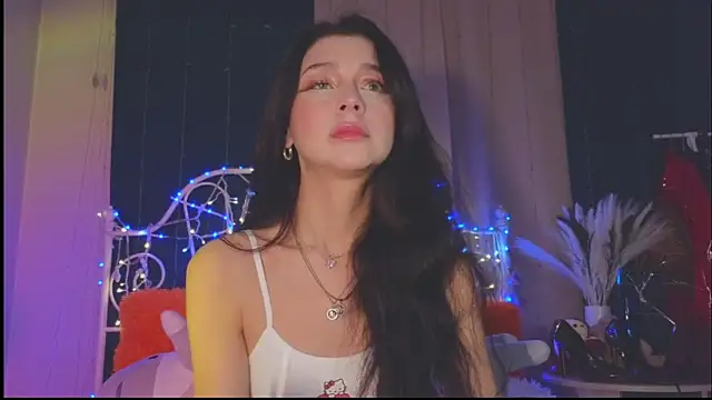 Snapshot of Funny_Bunny chatting on February 25, 10:18 pm Funny Bunny online show from February 25, 10:18 pm