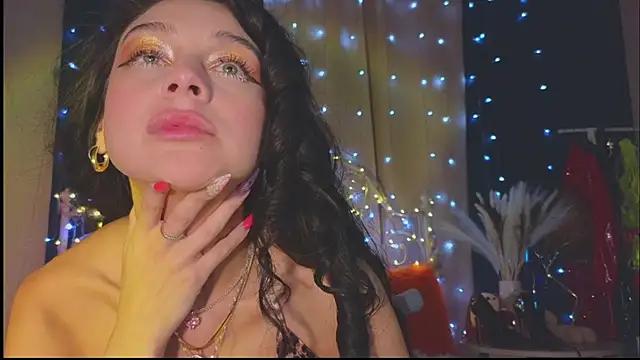 Snapshot of Funny_Bunny chatting on February 27, 1:59 am Funny Bunny online show from February 27, 1:59 am