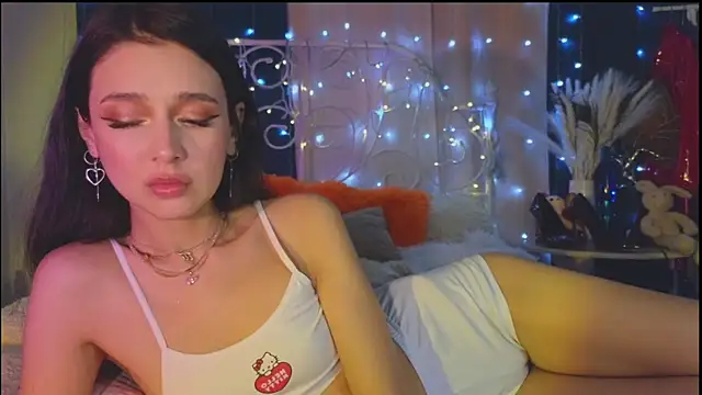 Snapshot of Funny_Bunny chatting on March 7, 2:46 am Funny Bunny online show from March 7, 2:46 am