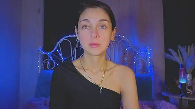 Snapshot of Funny_Bunny chatting on September 17, 11:17 pm Funny Bunny online show from September 17, 11:17 pm