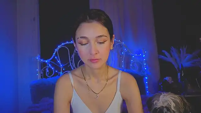 Snapshot of Funny_Bunny chatting on September 27, 11:21 pm Funny Bunny online show from September 27, 11:21 pm