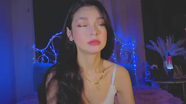 Snapshot of Funny_Bunny chatting on October 9, 11:58 pm Funny Bunny online show from October 9, 11:58 pm