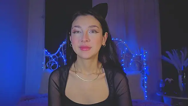 Snapshot of Funny_Bunny chatting on November 8, 1:28 am Funny Bunny online show from November 8, 1:28 am