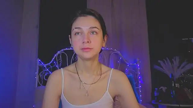 Snapshot of Funny_Bunny chatting on November 14, 1:04 am Funny Bunny online show from November 14, 1:04 am