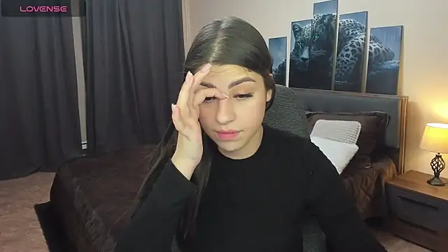 MaryMayson online show from December 13, 7:32 pm