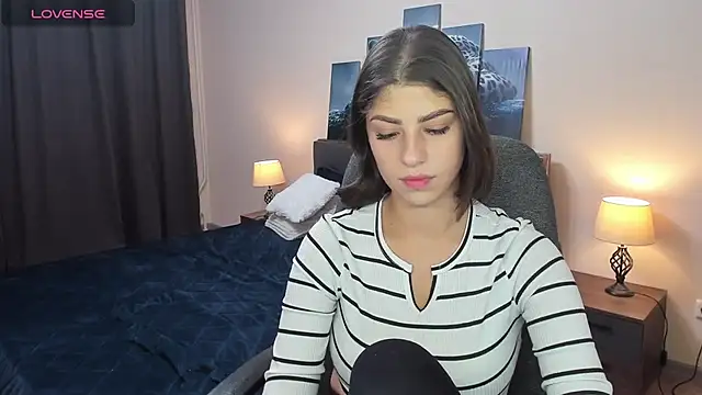 MaryMayson online show from March 18, 6:37 pm