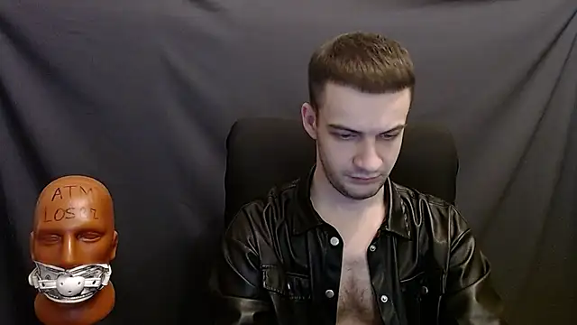 Snapshot of _Damien_thorn_ chatting on December 19, 2:23 am Damien thorn online show from December 19, 2:23 am