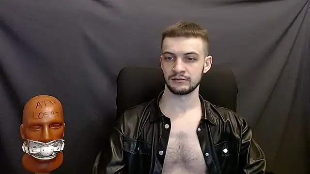 Snapshot of _Damien_thorn_ chatting on January 1, 3:23 am Damien thorn online show from January 1, 3:23 am