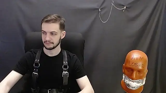 Snapshot of _Damien_thorn_ chatting on February 23, 2:51 am Damien thorn online show from February 23, 2:51 am