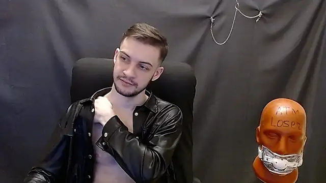 Snapshot of _Damien_thorn_ chatting on March 7, 8:11 pm Damien thorn online show from March 7, 8:11 pm