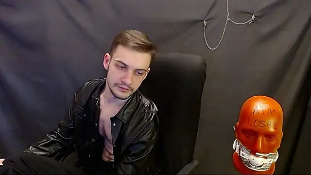 Snapshot of _Damien_thorn_ chatting on March 22, 3:41 am Damien thorn online show from March 22, 3:41 am