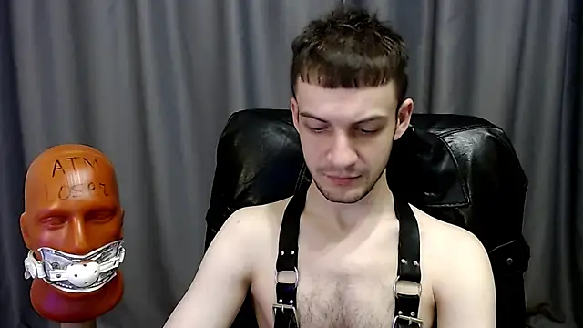 Snapshot of _Damien_thorn_ chatting on October 26, 2:17 am Damien thorn online show from October 26, 2:17 am