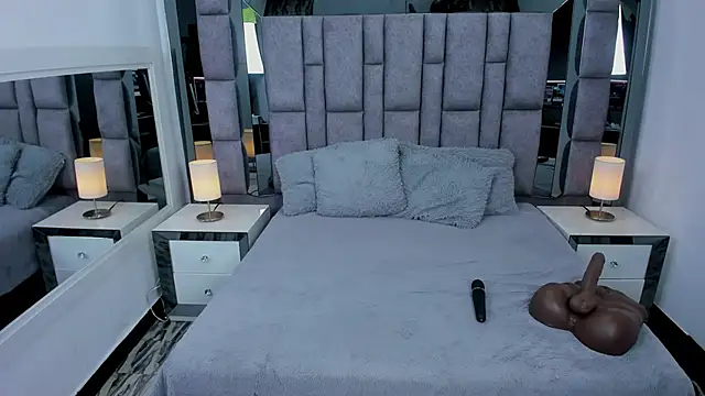 EMMAHILL1 online show from April 13, 11:16 am