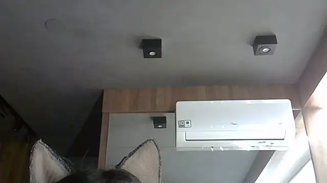 Skinny-Kitten online show from November 13, 2:32 am