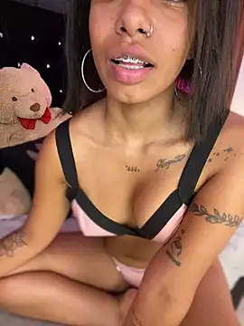 Snapshot of ATENEA_SEXXXY chatting on January 5, 2:38 am ATENEA SEXXXY online show from January 5, 2:38 am