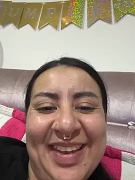 Abril Luv online show from February 7, 2:26 am