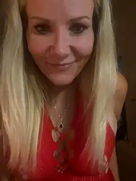 Snapshot of Sexual_Lovable_Doll chatting on October 11, 5:50 am Sexual Lovable Doll online show from October 11, 5:50 am