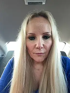 Snapshot of Sexual_Lovable_Doll chatting on February 3, 6:24 pm Sexual Lovable Doll online show from February 3, 6:24 pm