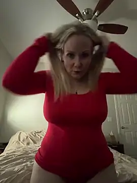 Snapshot of Sexual_Lovable_Doll chatting on April 9, 8:58 pm Sexual Lovable Doll online show from April 9, 8:58 pm