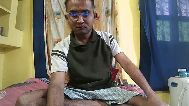 Snapshot of Cute_boy2000 chatting on January 25, 6:55 am Cute boy2000 online show from January 25, 6:55 am