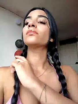  nathaly sweet online show from February 9, 9:30 pm