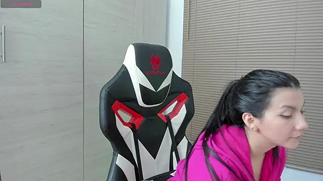 Gisell1501997 online show from March 5, 1:52 am