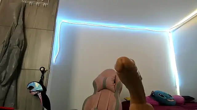 Spit queen online show from February 4, 5:23 pm