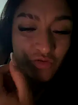 LuceroRm online show from October 24, 6:10 am