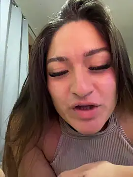 LuceroRm online show from March 24, 6:07 am