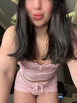 Snapshot of Tasty_Nora chatting on May 16, 12:15 pm Tasty Nora online show from May 16, 12:15 pm