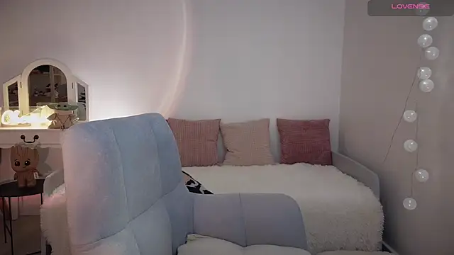 Snapshot of ImKeira chatting on October 4, 7:34 pm ImKeira online show from October 4, 7:34 pm