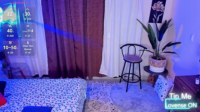 VampGirl1 online show from August 1, 2:16 pm
