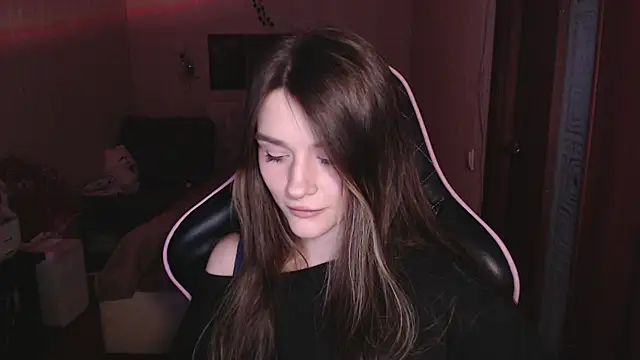 Snapshot of jeann_elsaa chatting on November 28, 5:10 am jeann elsaa online show from November 28, 5:10 am