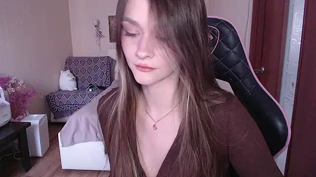 Snapshot of jeann_elsaa chatting on March 16, 4:51 am jeann elsaa online show from March 16, 4:51 am