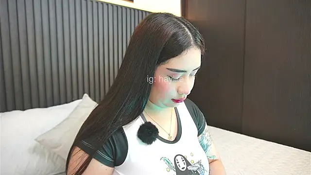 haylie  online show from May 7, 5:02 am