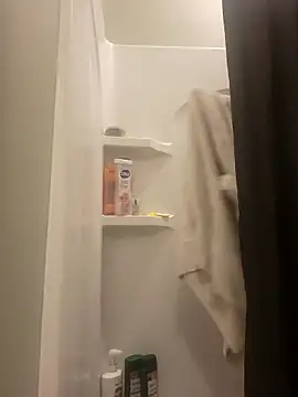 lofibunni online show from January 7, 7:05 pm