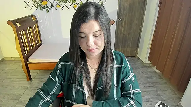 Snapshot of yuya_ss chatting on January 28, 2:42 pm yuya ss online show from January 28, 2:42 pm