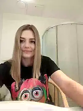 KrissSexi online show from February 13, 10:33 pm