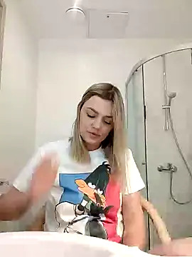 KrissSexi online show from February 14, 7:02 pm