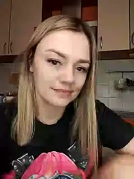 KrissSexi online show from February 16, 5:04 pm