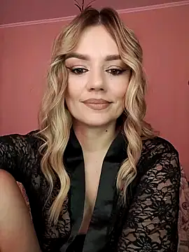 KrissSexi online show from March 15, 1:18 pm