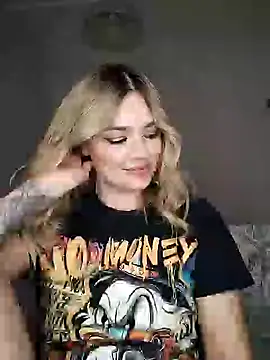 KrissSexi online show from March 15, 4:21 pm