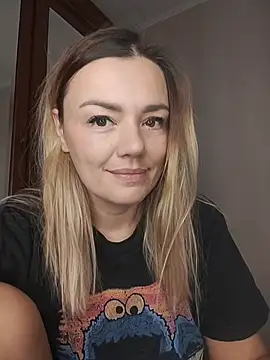 KrissSexi online show from November 1, 6:59 am