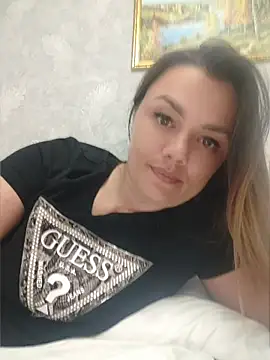 KrissSexi online show from July 9, 8:35 pm