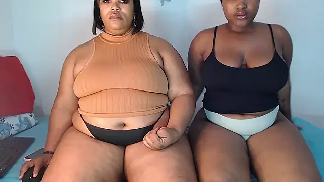 SexyAmeena2002 online show from January 8, 9:28 pm