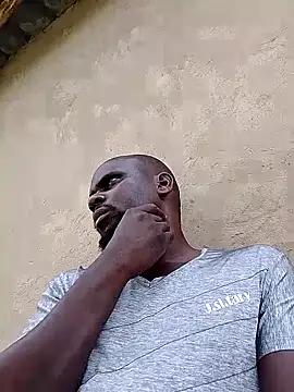 Leebwoy20 online show from October 31, 11:00 am